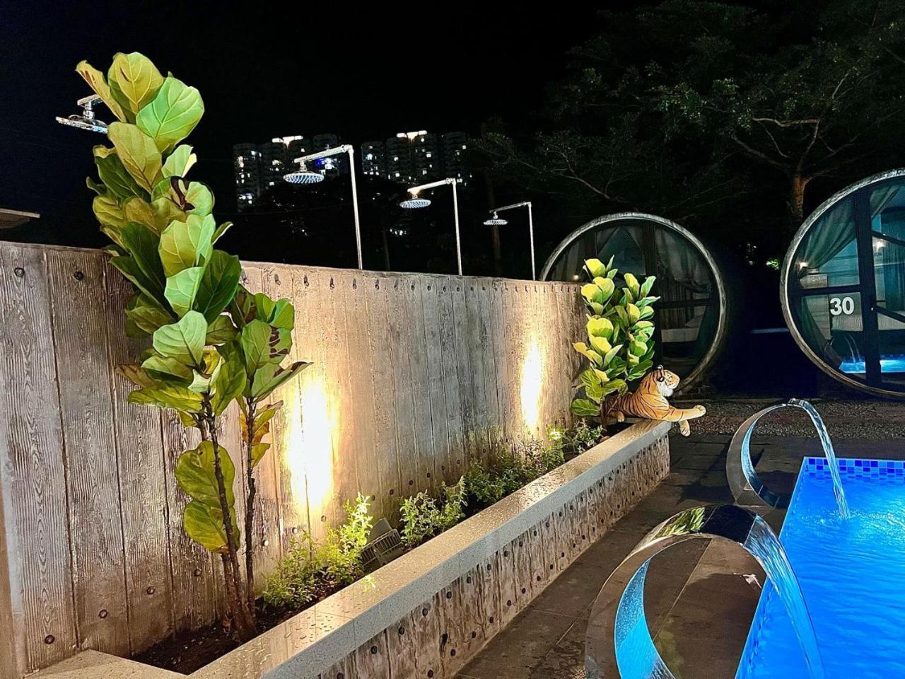 Reserve The Cozytainer Taiping Exterior foto