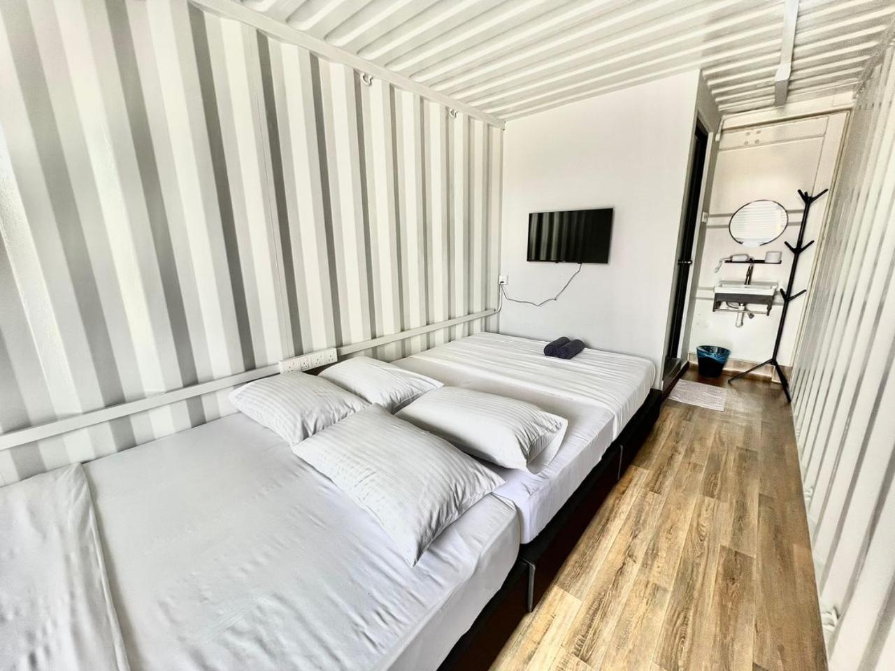 Reserve The Cozytainer Taiping Exterior foto