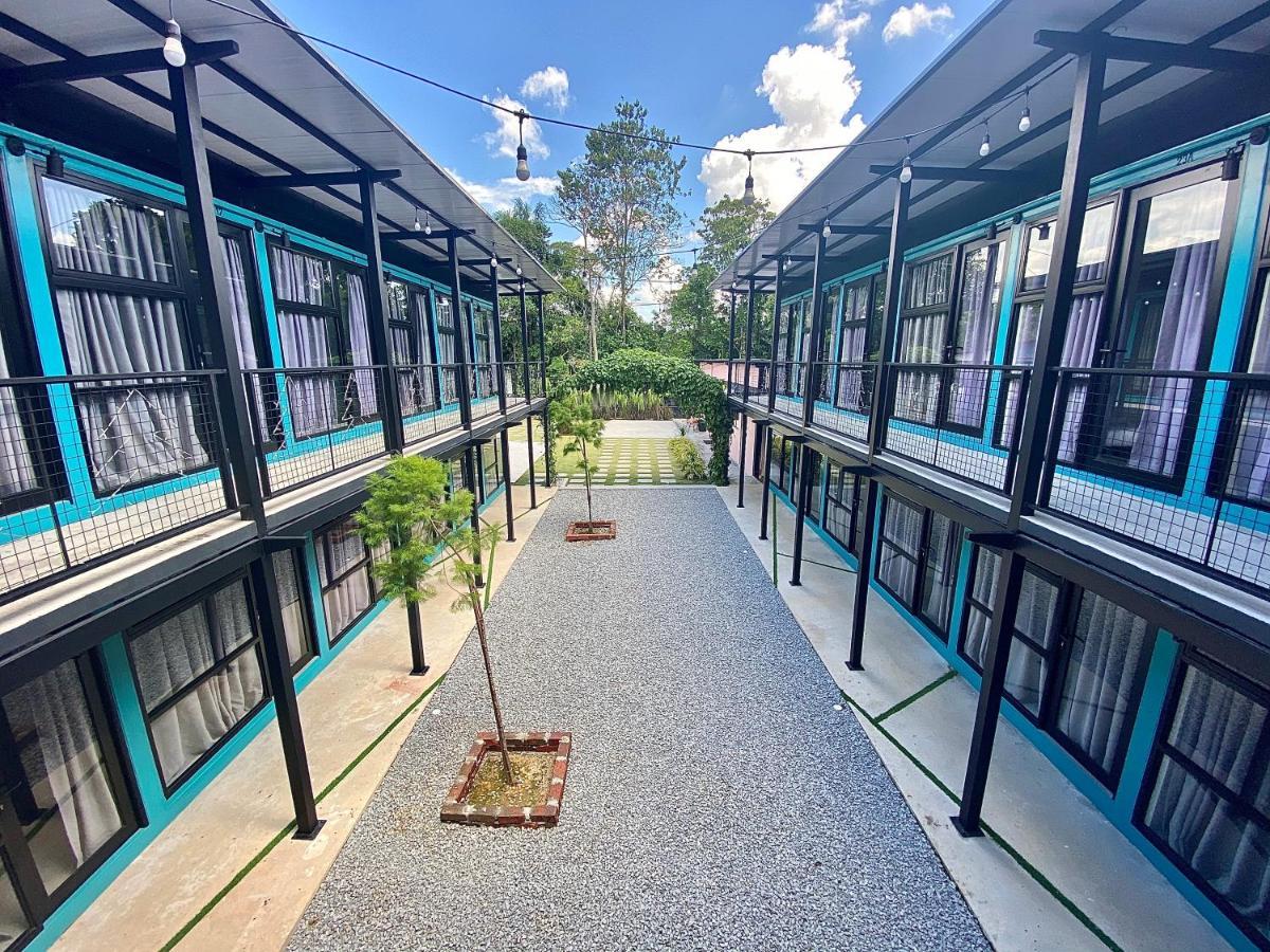 Reserve The Cozytainer Taiping Exterior foto