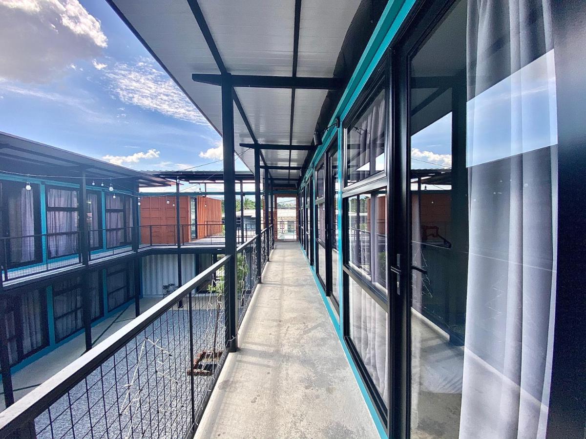 Reserve The Cozytainer Taiping Exterior foto